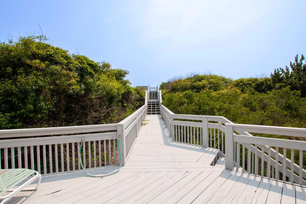 Wl933, Tale Of The Whale- Oceanfront, Private Beach Access, Gas Fireplace, Ocean Views Corolla Exterior photo