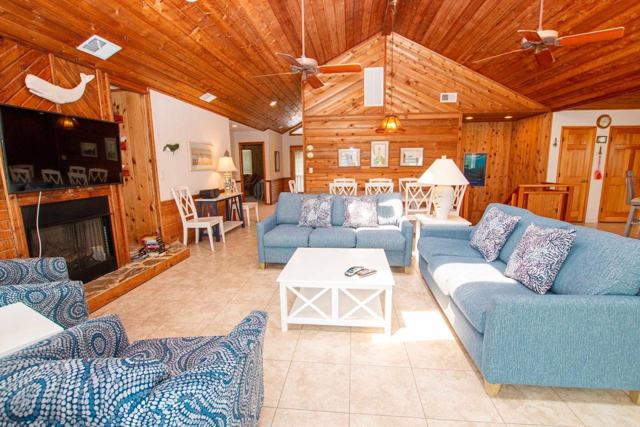 Wl933, Tale Of The Whale- Oceanfront, Private Beach Access, Gas Fireplace, Ocean Views Corolla Exterior photo